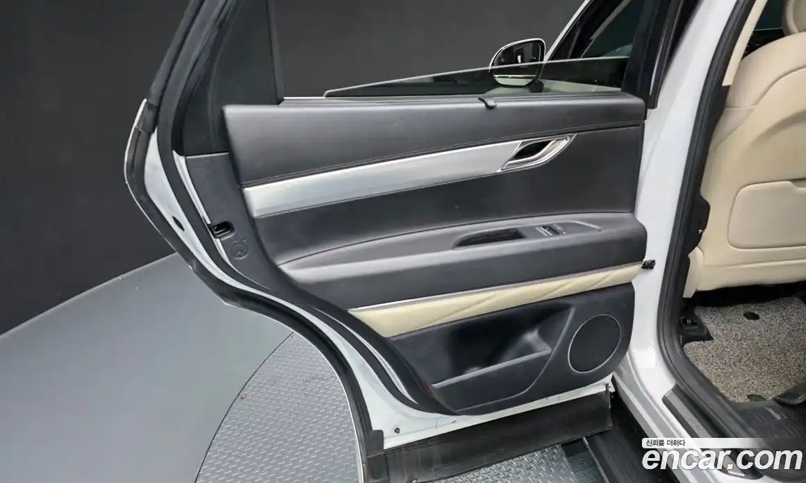 Genesis GV80 2022 2.5 автомат (гидро), фото 15