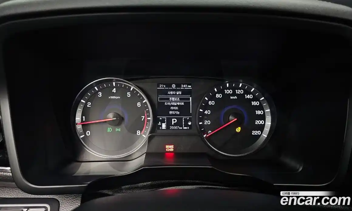 SsangYong TIBOLI 2019 1.5 автомат (гидро), фото 8