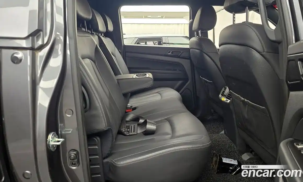 SsangYong Rexton 2019 2.2 автомат (гидро), фото 11