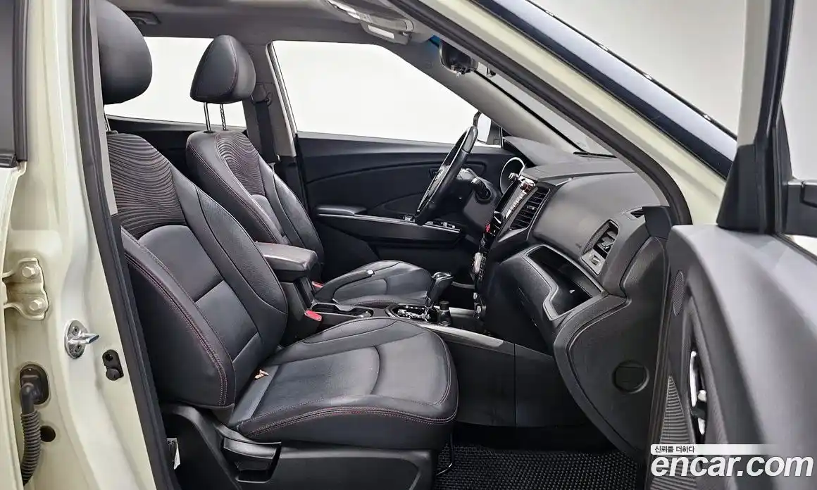 SsangYong TIBOLI 2016 1.6 автомат (гидро), фото 11