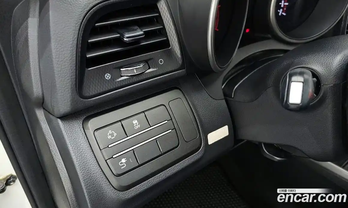 SsangYong TIBOLI 2016 1.6 автомат (гидро), фото 16