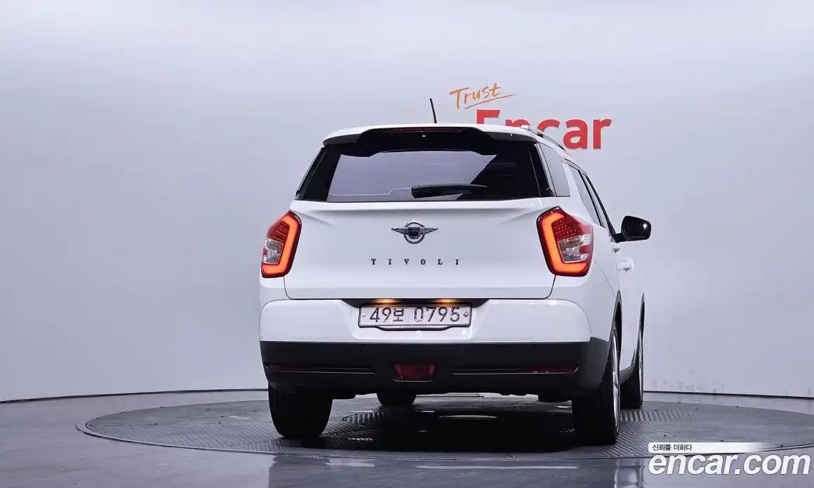 SsangYong TIBOLI 2016 1.6 автомат (гидро), фото 4