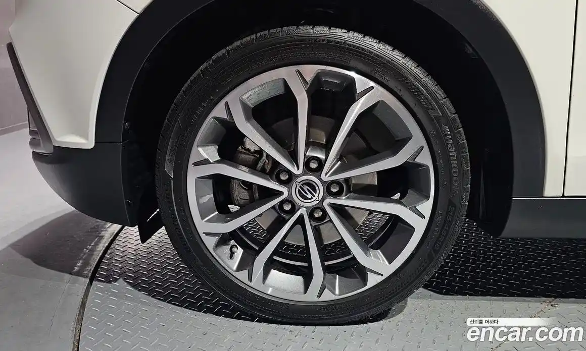 SsangYong TIBOLI 2018 1.6 автомат (гидро), фото 5