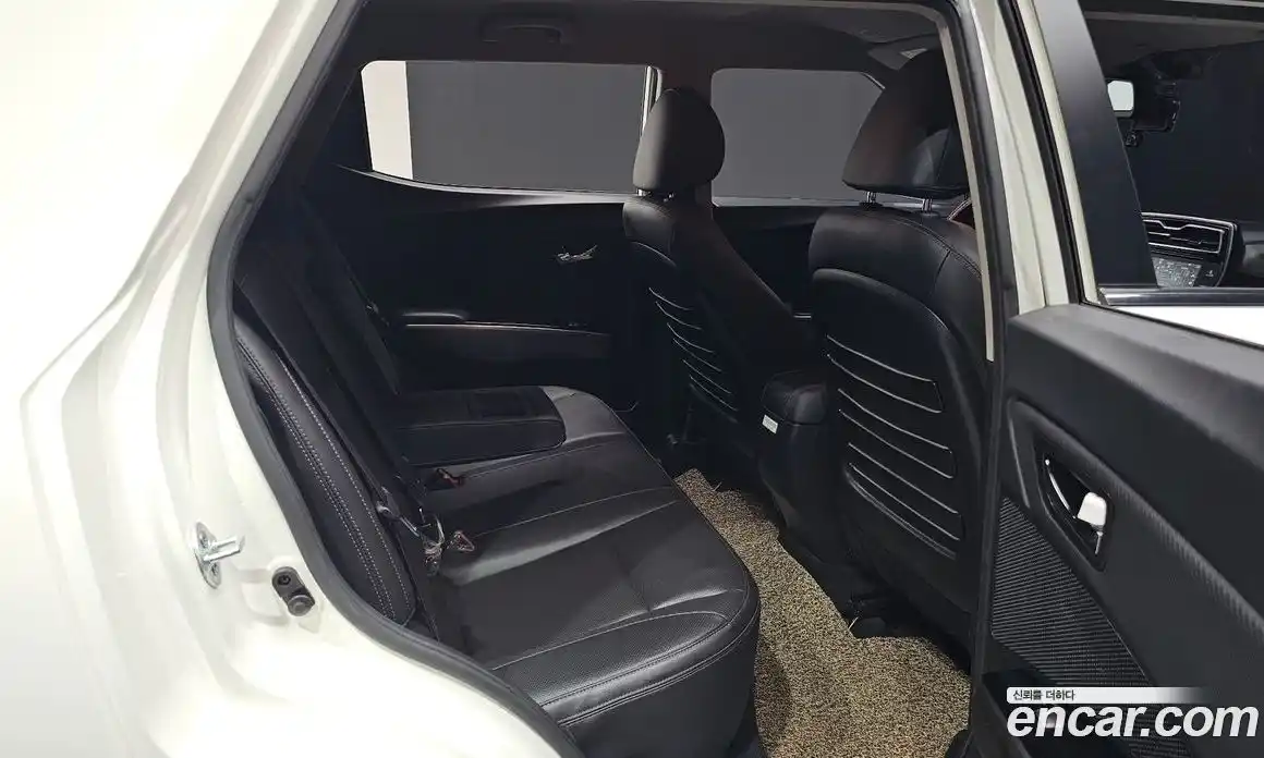 SsangYong TIBOLI 2019 1.5 автомат (гидро), фото 16