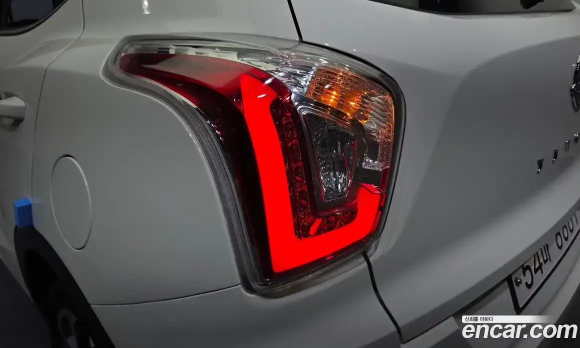 SsangYong TIBOLI 2017 1.6 автомат (гидро), фото 9
