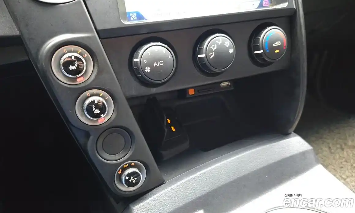 SsangYong Korando 2016 2.0 автомат (гидро), фото 25