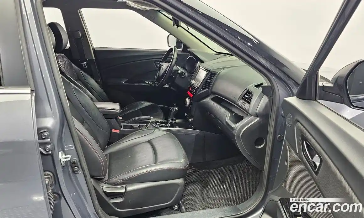 SsangYong TIBOLI 2016 1.6 автомат (гидро), фото 17