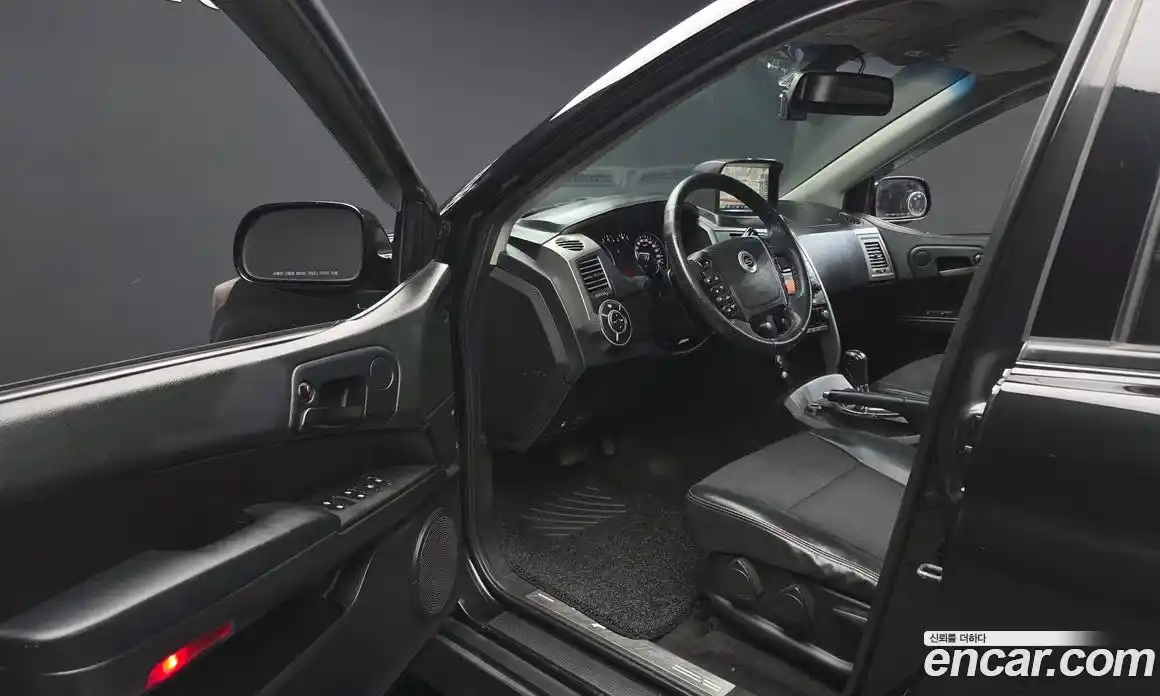 SsangYong Korando 2012 2.0 автомат (гидро), фото 10