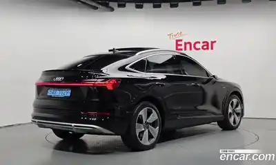 Audi e-tron 2023 0.2 автомат (гидро), миниатюра 2