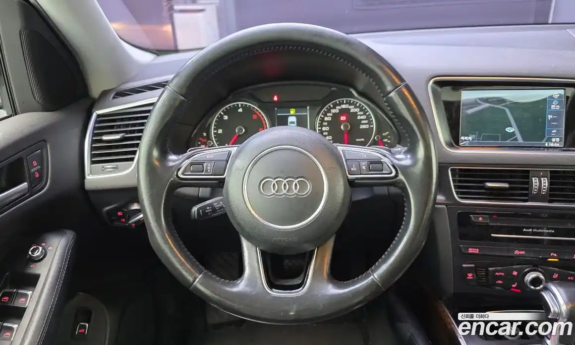 Audi Q5 2015 2.0 автомат (гидро), фото 13