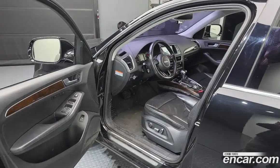 Audi Q5 2015 2.0 автомат (гидро), фото 10