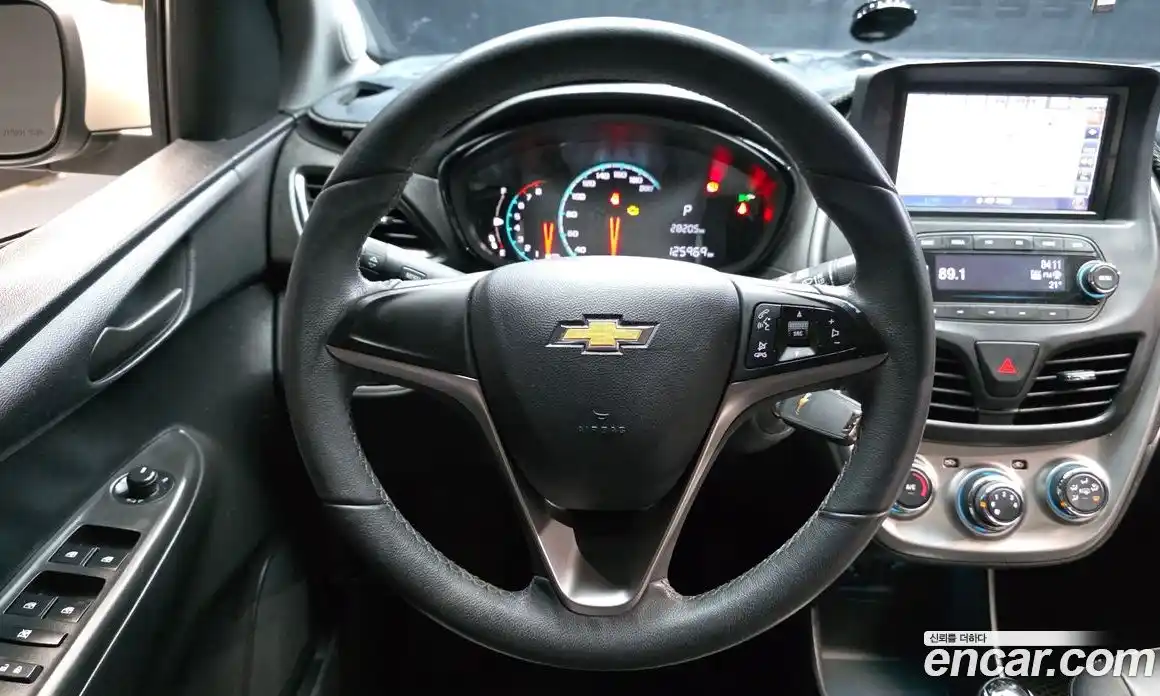 Chevrolet Spark 2016 1.0 автомат (гидро), фото 13