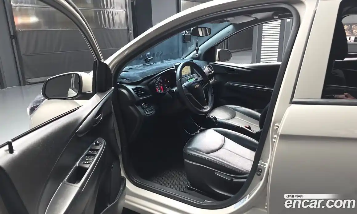 Chevrolet Spark 2016 1.0 автомат (гидро), фото 10