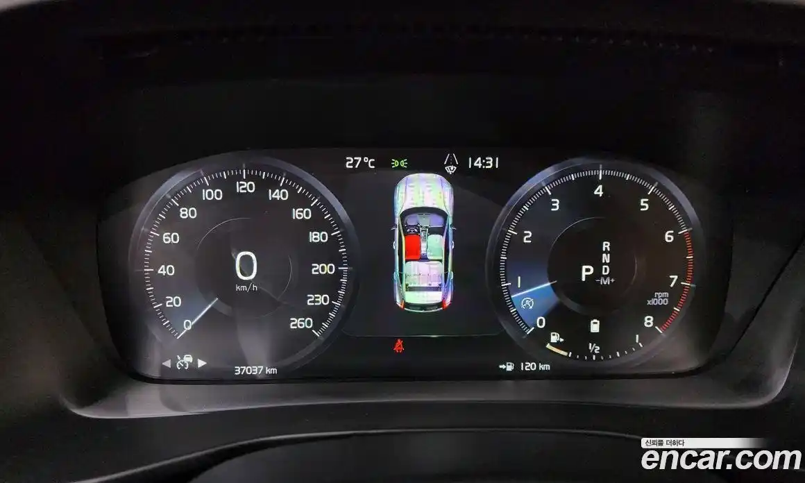 Volvo XC40 2022 2.0 автомат (гидро), фото 11