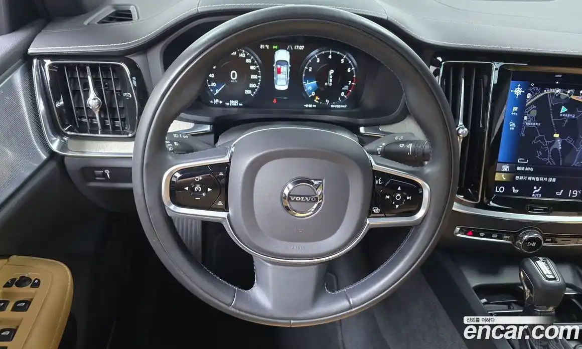 Volvo S60 2019 2.0 автомат (гидро), фото 18