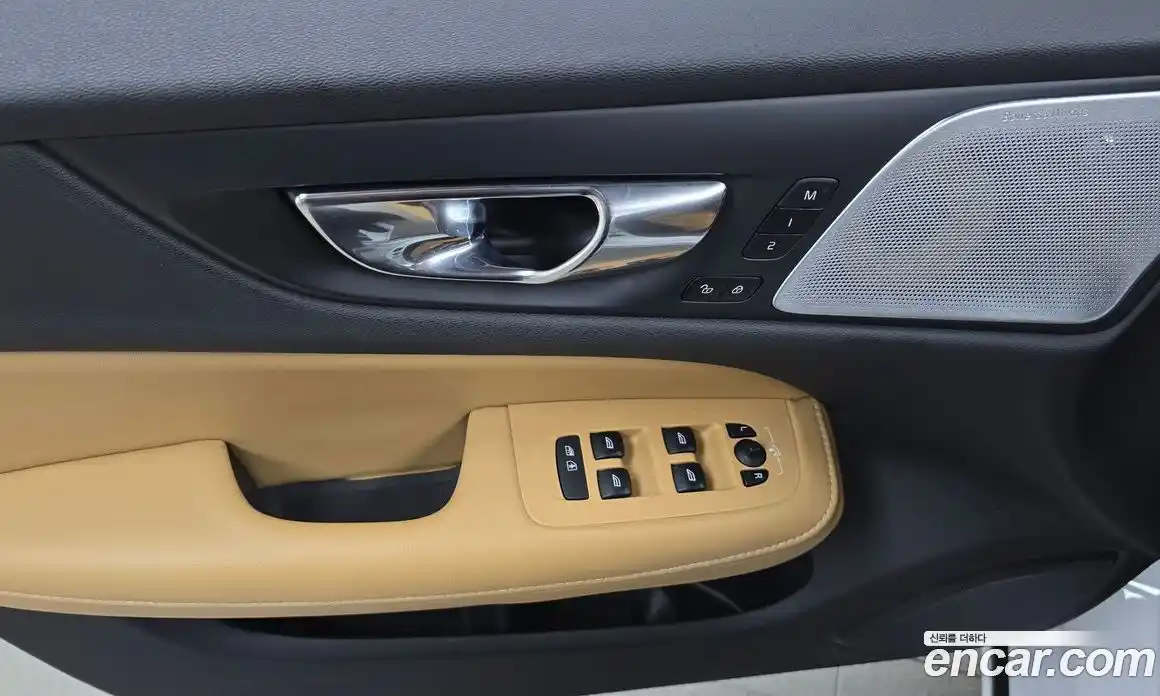 Volvo S60 2019 2.0 автомат (гидро), фото 29