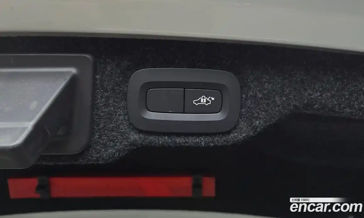 Volvo S60 2019 2.0 автомат (гидро), фото 30
