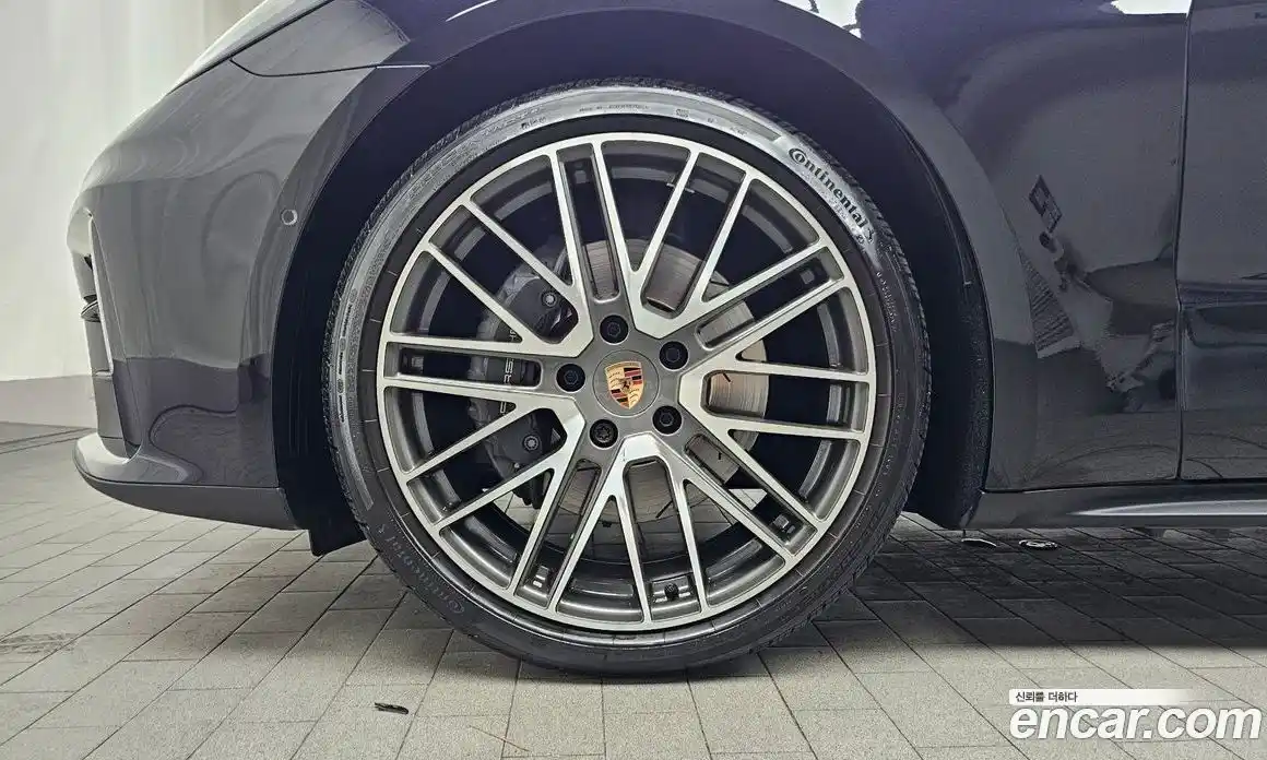 Porsche Panamera 2024 2.9 автомат (гидро), фото 5
