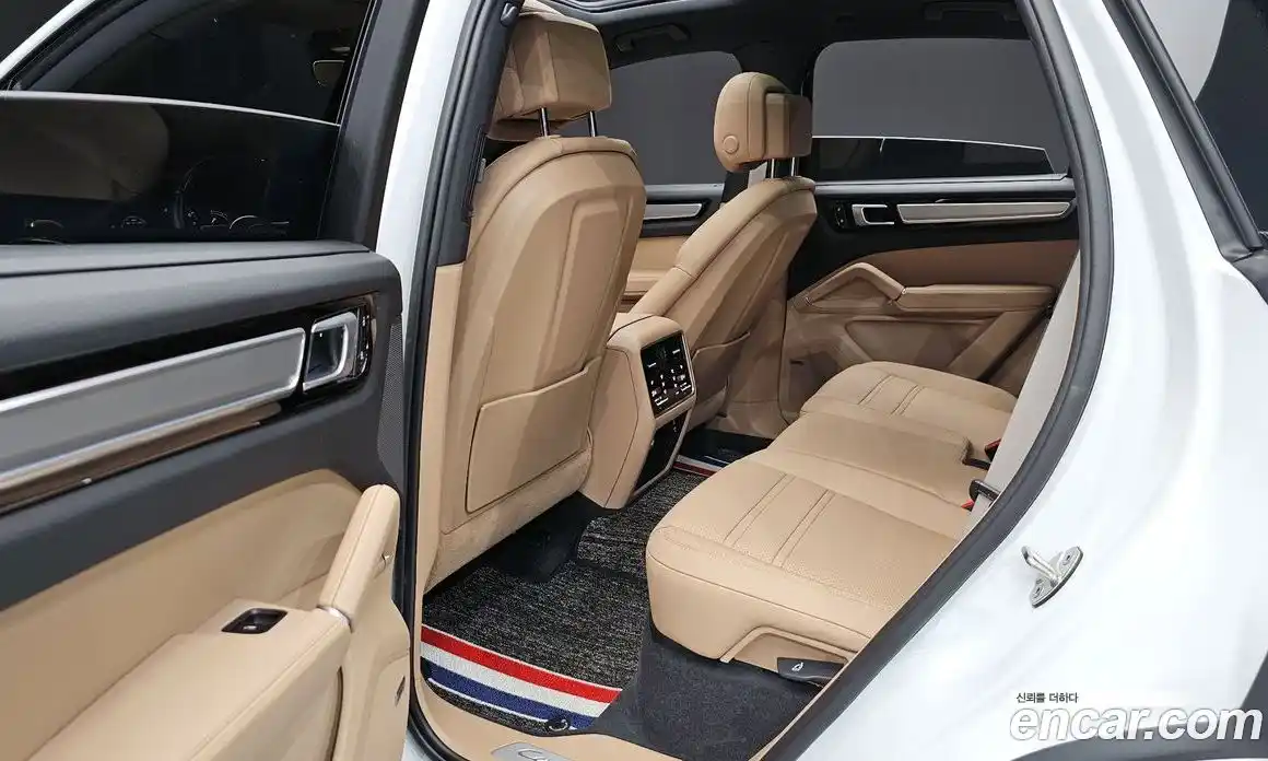 Porsche Cayenne 2022 3.0 автомат (гидро), фото 16