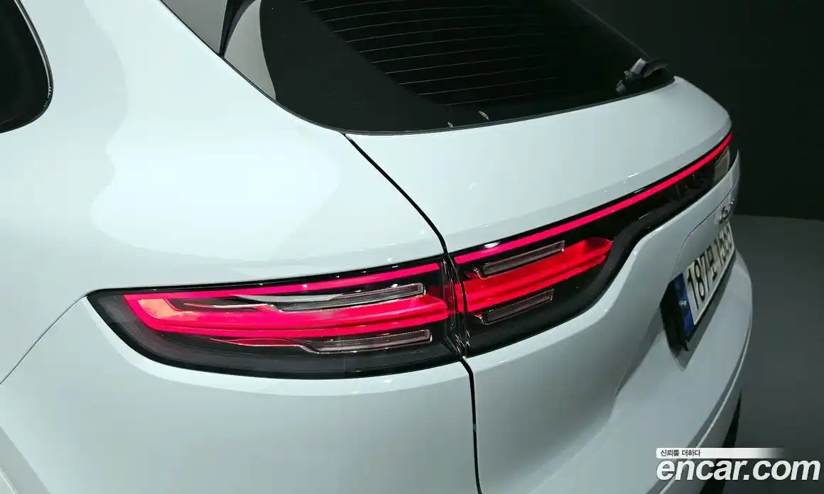Porsche Cayenne 2022 3.0 автомат (гидро), фото 9