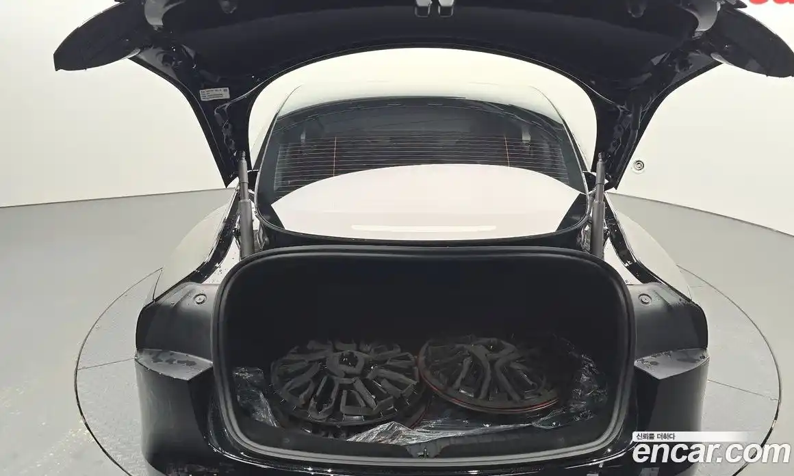 Tesla Model 3 2025 0.2 гидро, фото 26