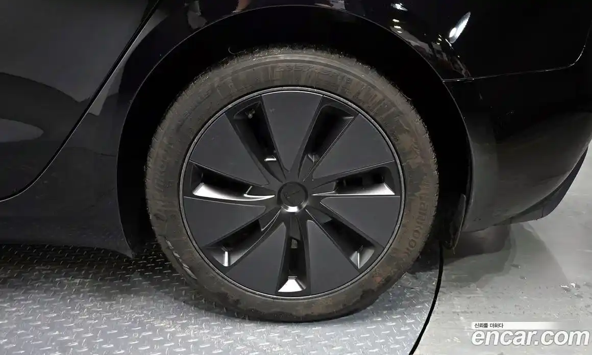 Tesla Model 3 2025 0.2 гидро, фото 7