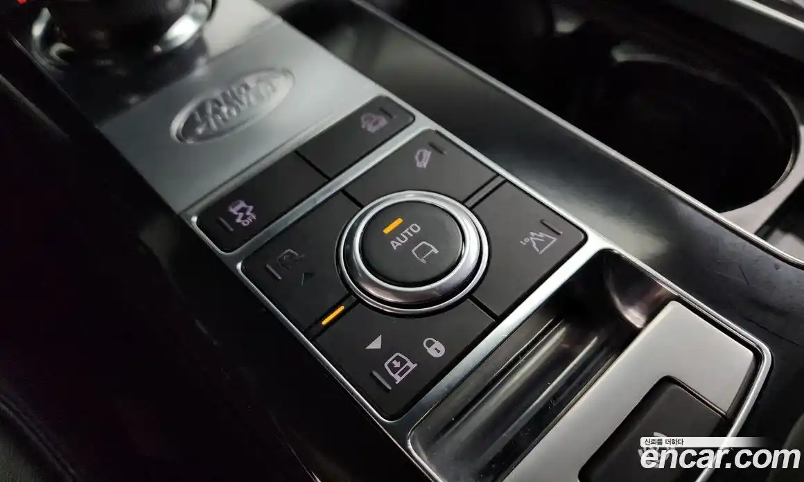 Land Rover Range Rover 2019 5.0 автомат (гидро), фото 32