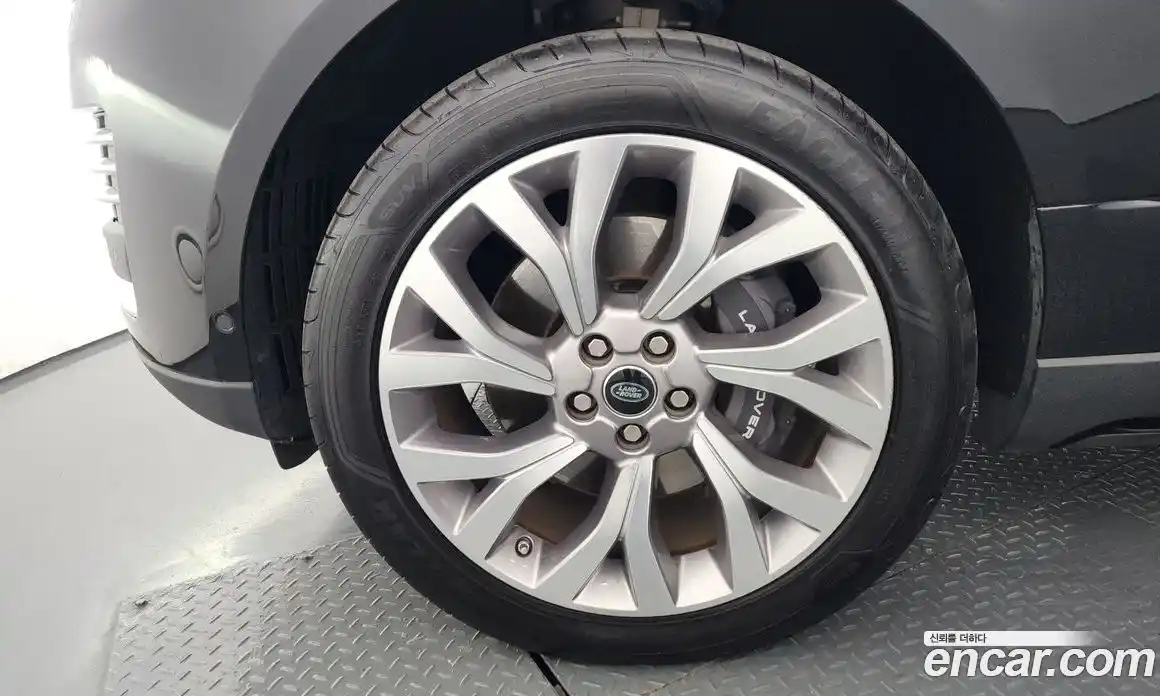 Land Rover Range Rover 2019 5.0 автомат (гидро), фото 5