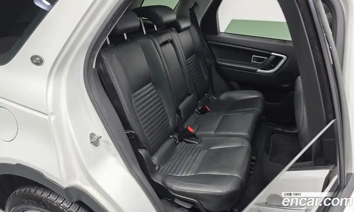 Land Rover Discovery Sport 2016 2.0 автомат (гидро), фото 11
