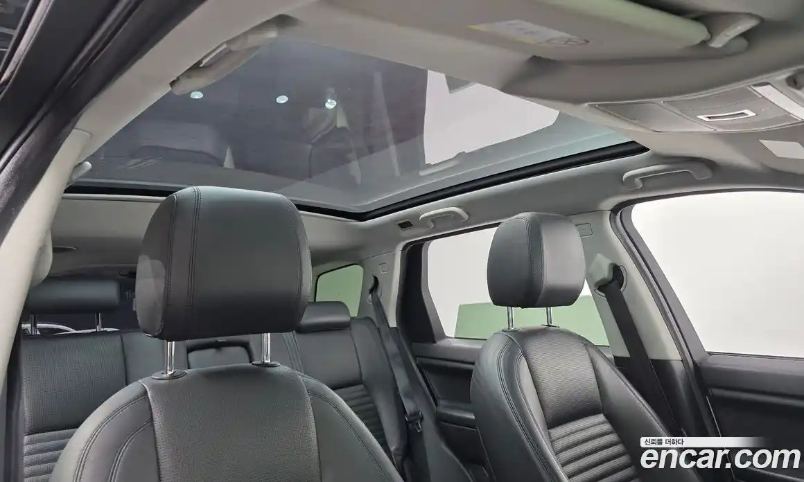 Land Rover Discovery Sport 2016 2.0 автомат (гидро), фото 13