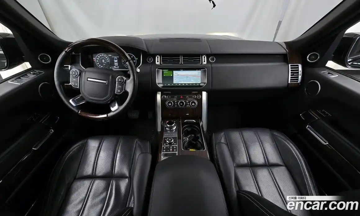 Land Rover Range Rover 2017 4.4 автомат (гидро), фото 7