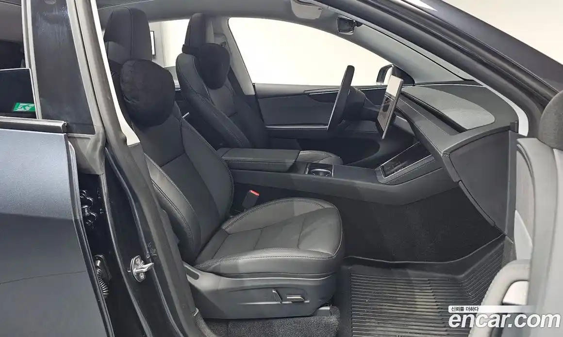 Tesla Model Y 2025 0.2 гидро, фото 15