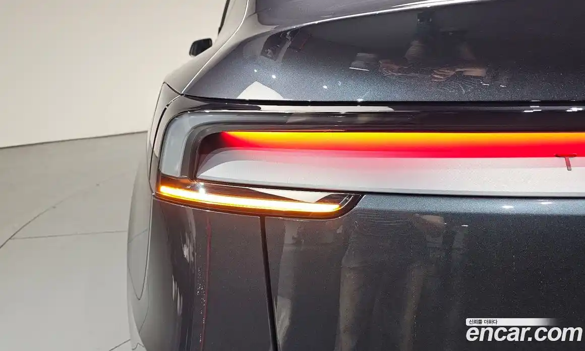 Tesla Model Y 2025 0.2 гидро, фото 8