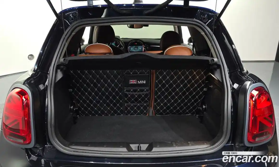 Mini Cooper 2022 2.0 автомат (гидро), фото 25