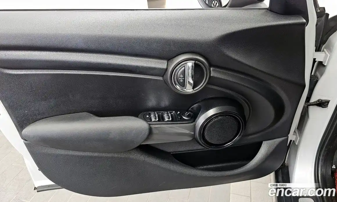 Mini Cooper 2020 1.5 автомат (гидро), фото 14