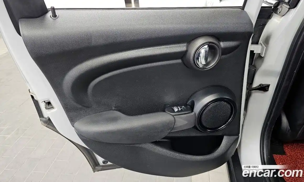 Mini Cooper 2020 1.5 автомат (гидро), фото 15
