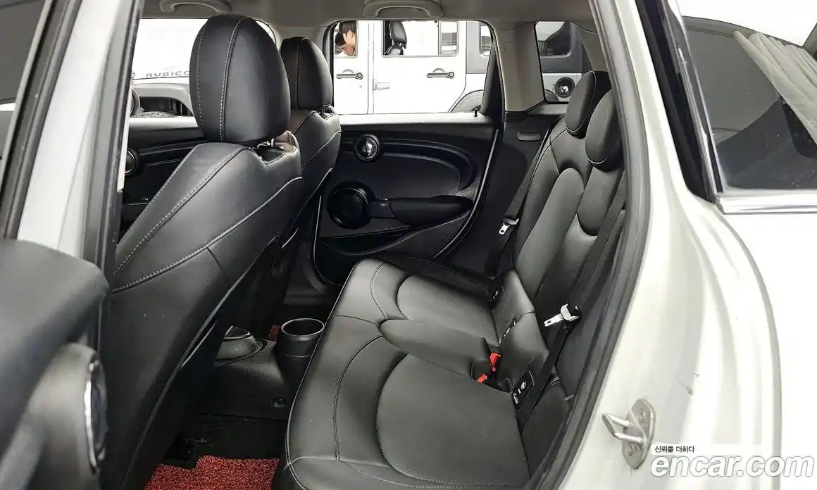 Mini Cooper 2020 1.5 автомат (гидро), фото 16