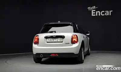 Mini Cooper 2020 1.5 автомат (гидро), миниатюра 4