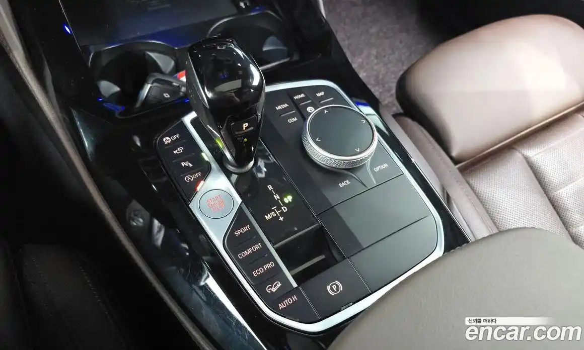 BMW X4 2024 2.0 автомат (гидро), фото 9