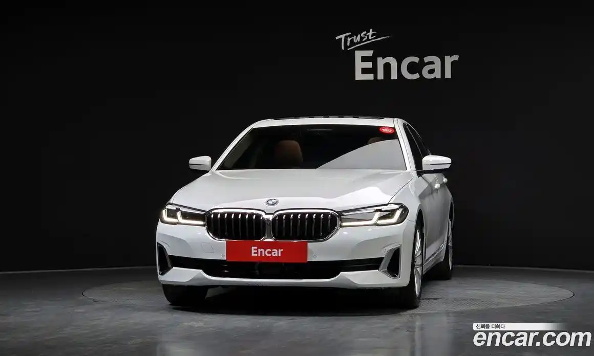 BMW 5 серия 2023 2.0 автомат (гидро), фото 3