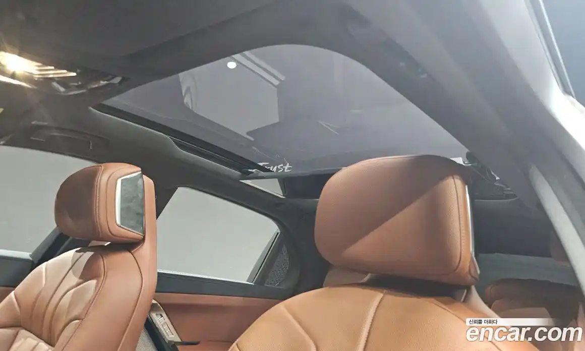BMW 7 серия 2023 3.0 автомат (гидро), фото 25
