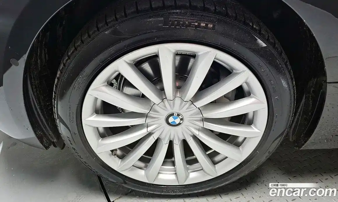BMW 6 серия 2023 3.0 автомат (гидро), фото 4