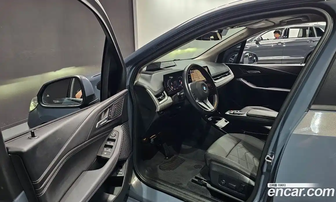 BMW 2 серия 2023 2.0 автомат (гидро), фото 13