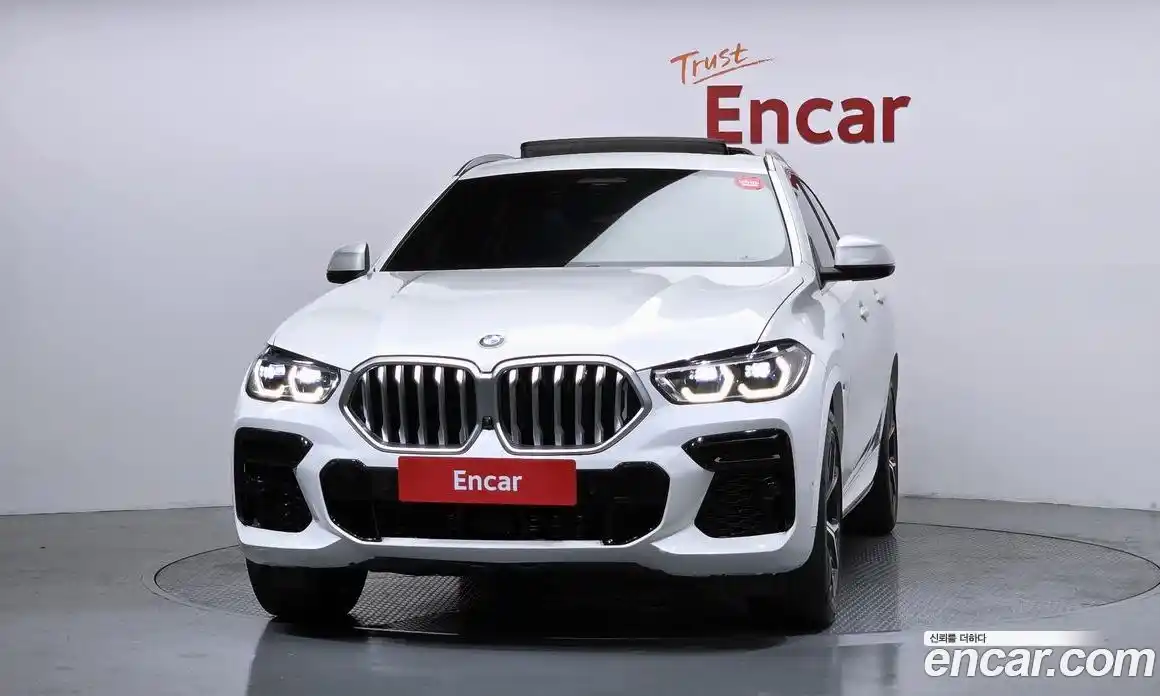 BMW X6 2023 3.0 автомат (гидро), фото 3