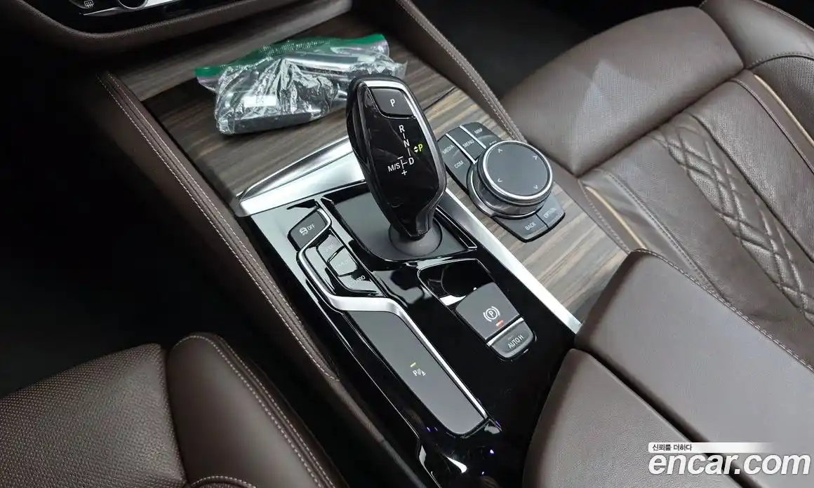 BMW 5 серия 2018 2.0 автомат (гидро), фото 12