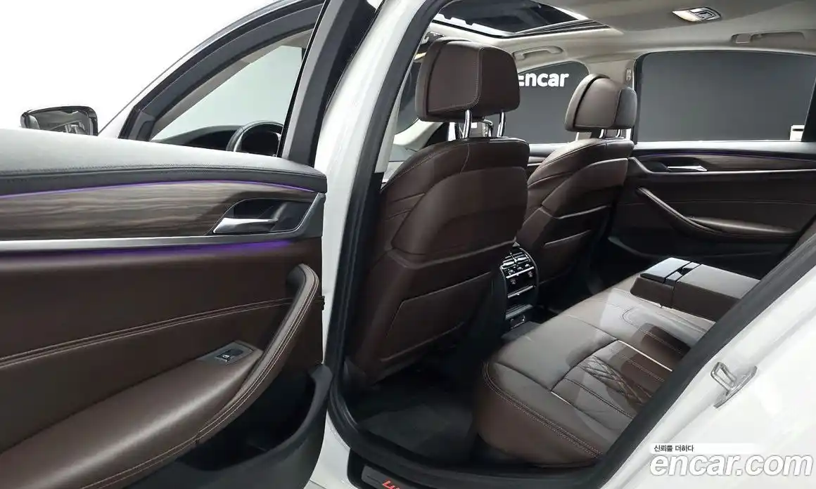 BMW 5 серия 2018 2.0 автомат (гидро), фото 17