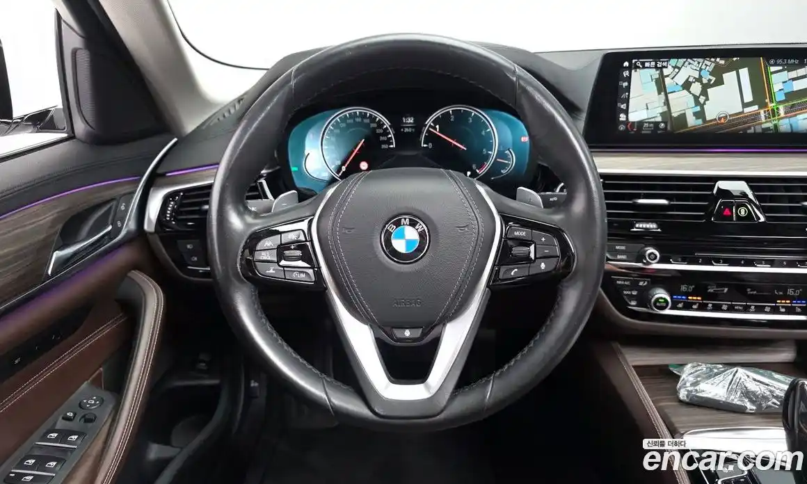 BMW 5 серия 2018 2.0 автомат (гидро), фото 18