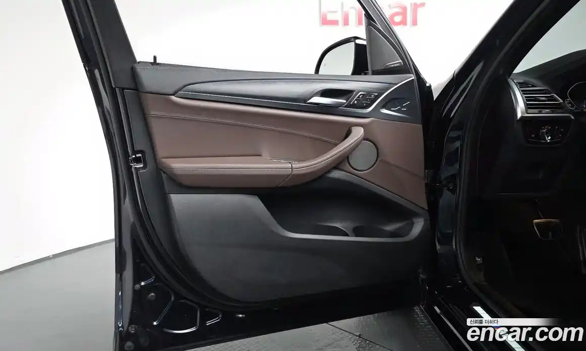 BMW iX3 2023 0.2 автомат (гидро), фото 13
