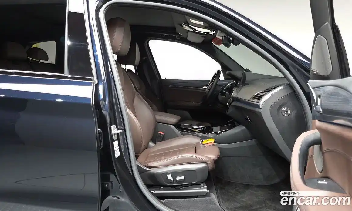 BMW iX3 2023 0.2 автомат (гидро), фото 15