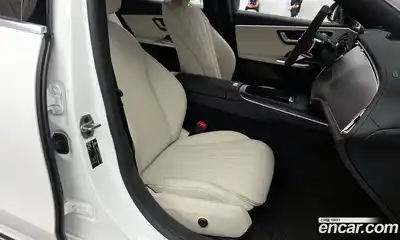 Mercedes-Benz E-Class 2025 2.0 автомат (гидро), миниатюра 11